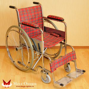 Детская инвалидная коляска FS874